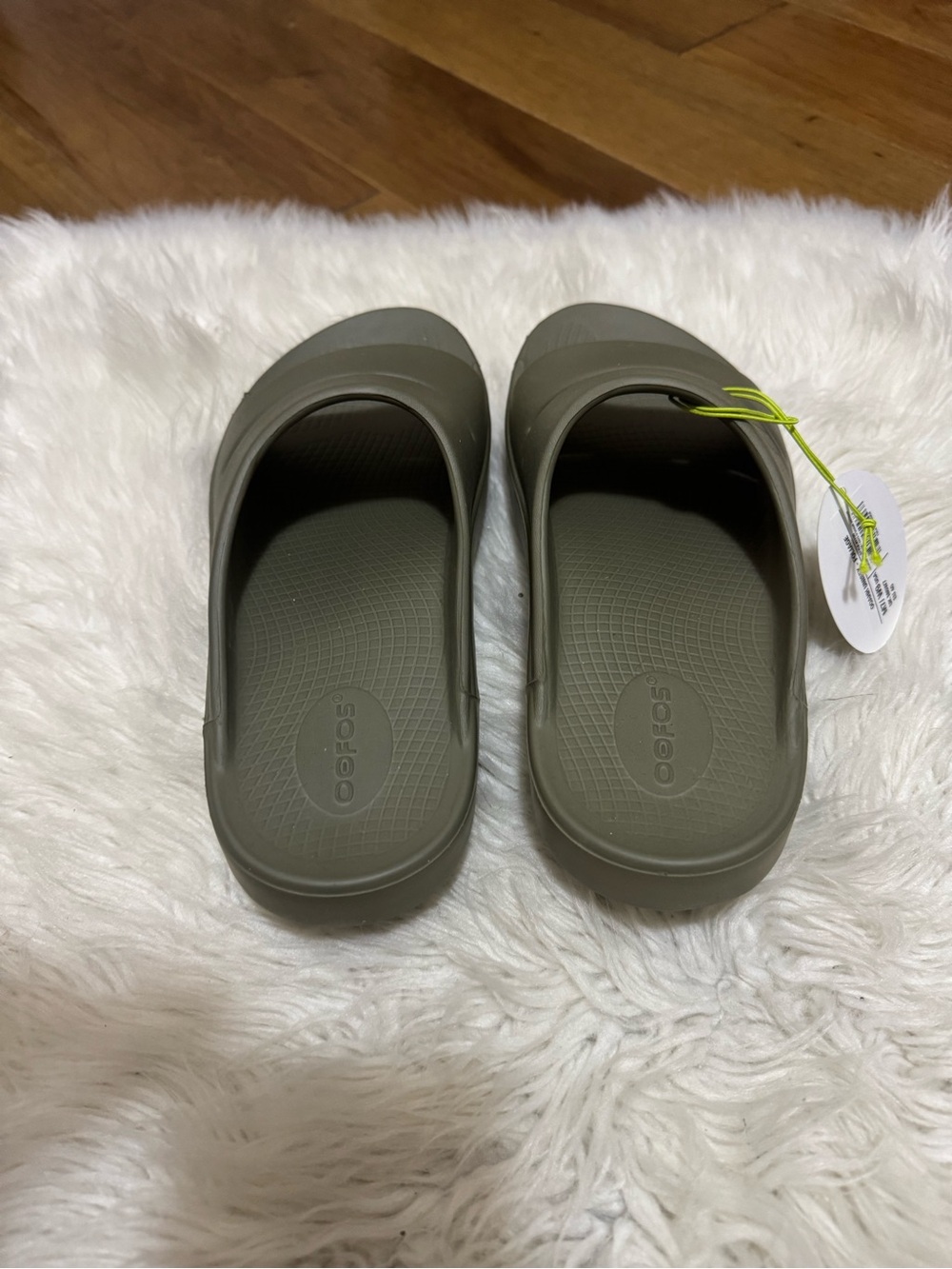 OOFOS Slide Sandals in Olive - Picture 3 of 6